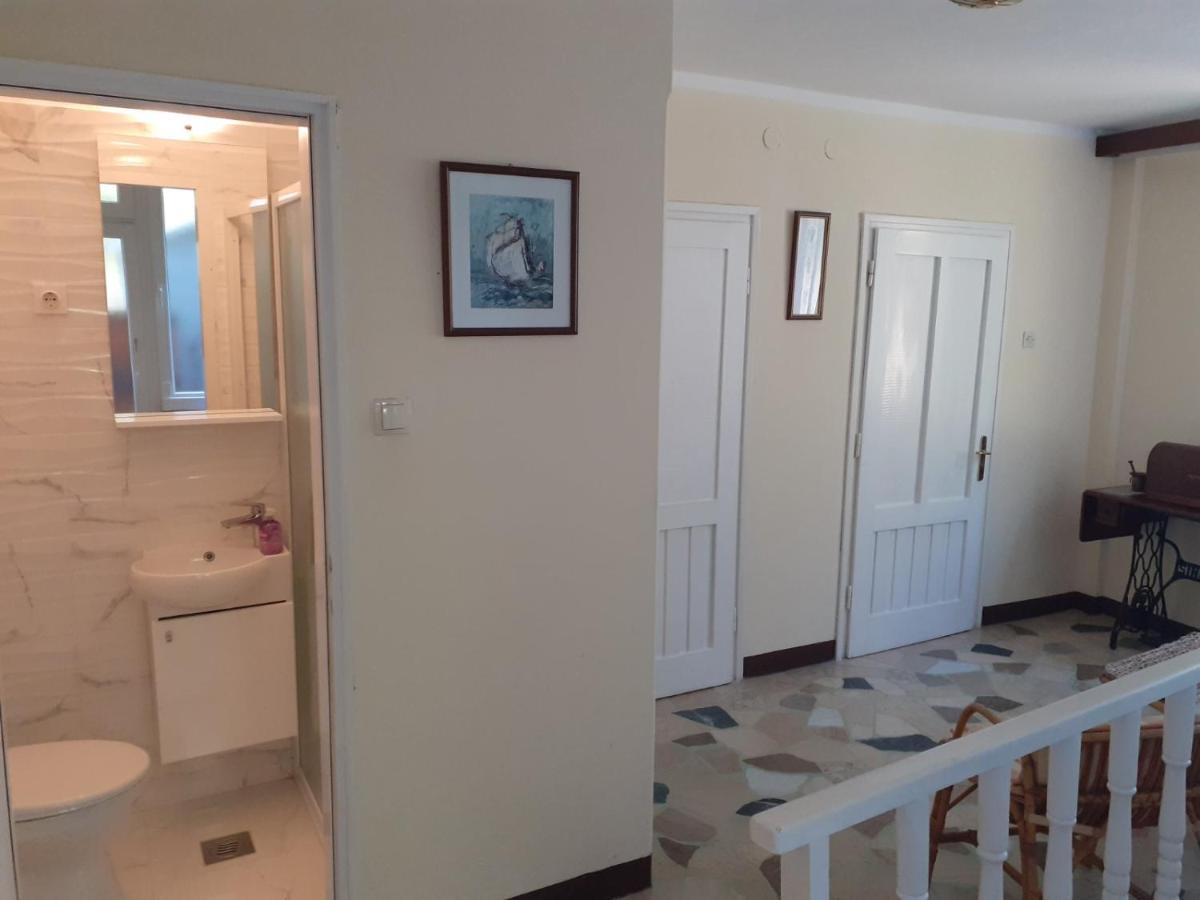 Kuca Sa Pogledom Na More- Paula Baška Dış mekan fotoğraf