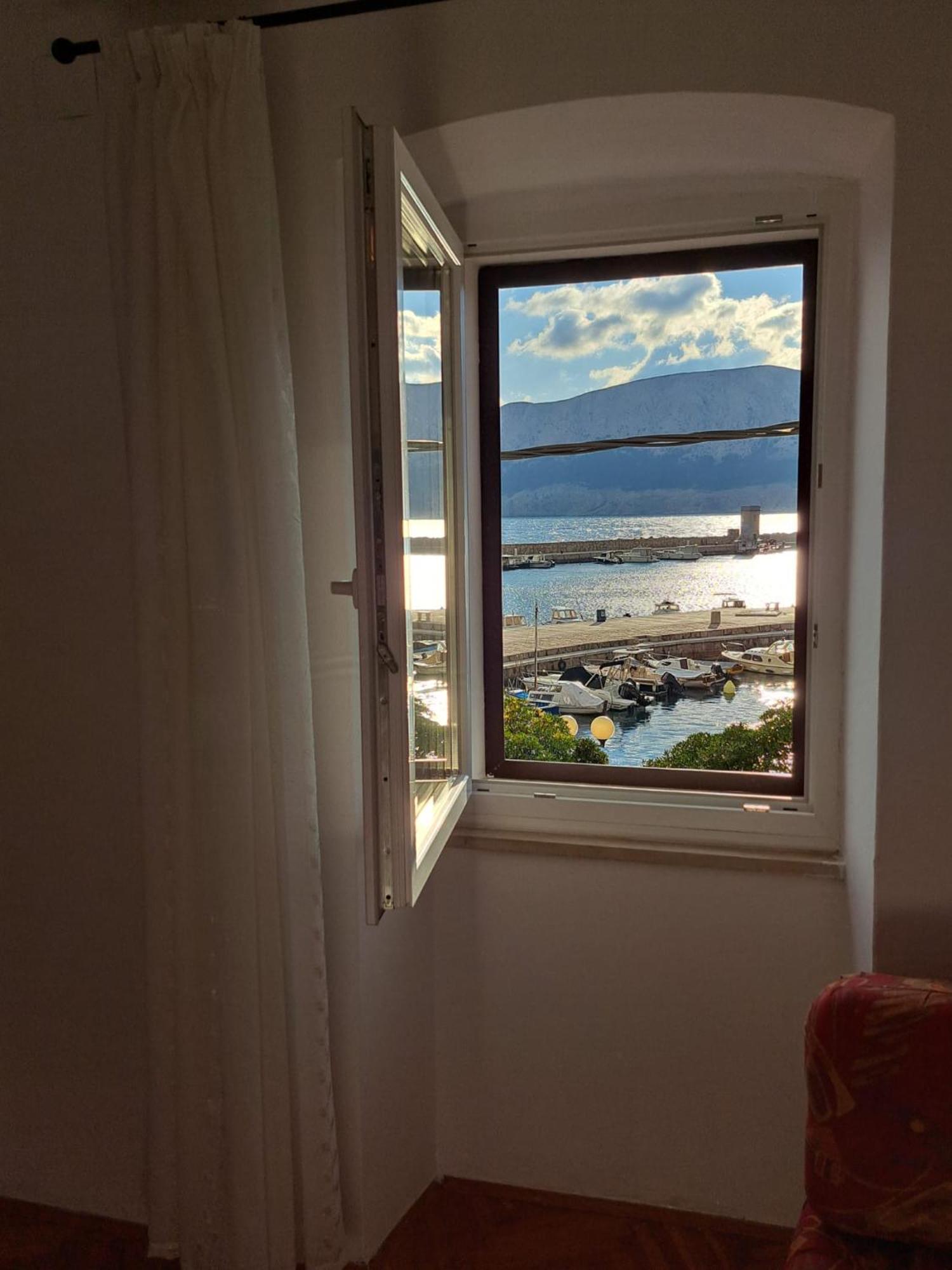 Kuca Sa Pogledom Na More- Paula Baška Dış mekan fotoğraf